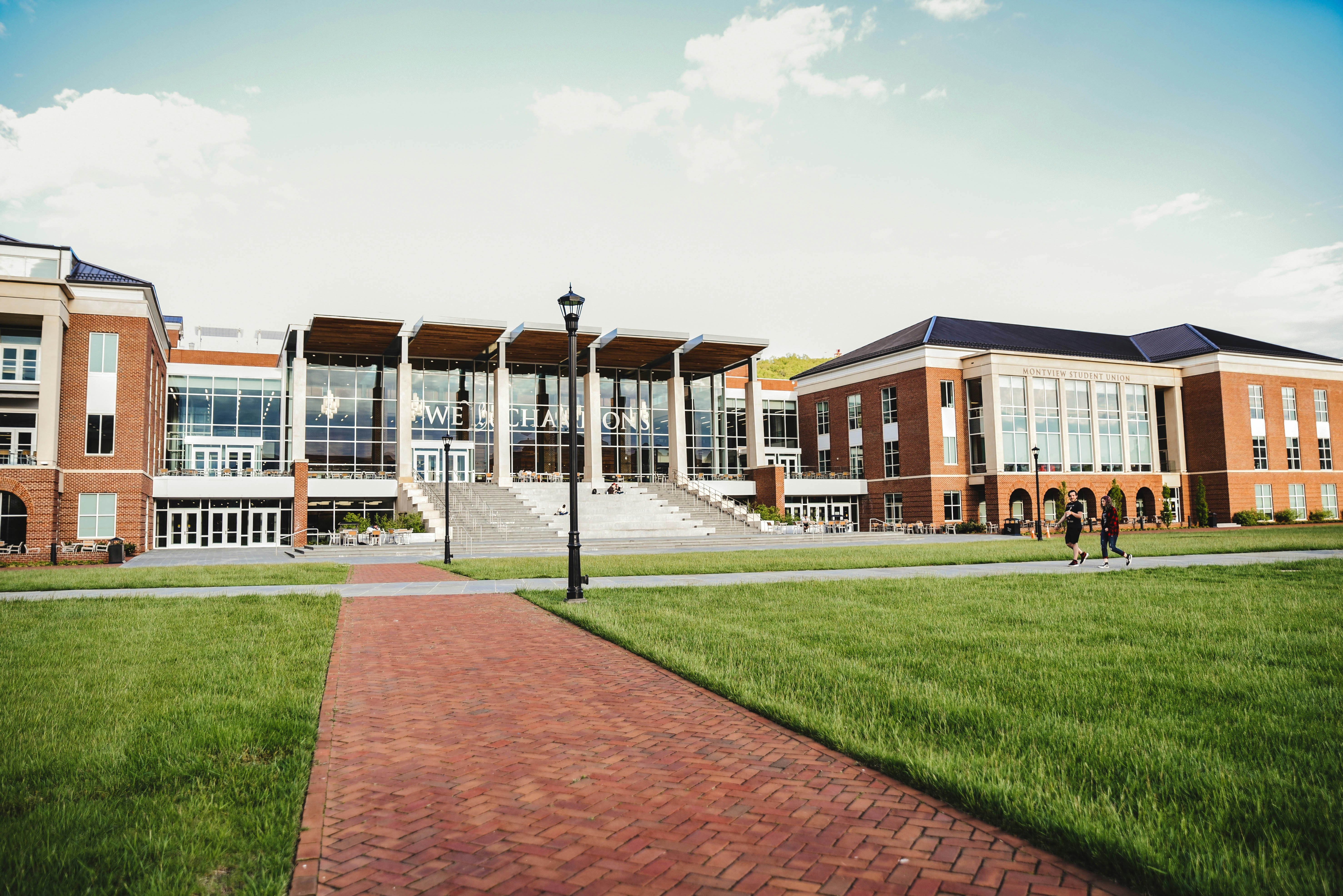 Learning Oak/Mi Escuela gallery image
